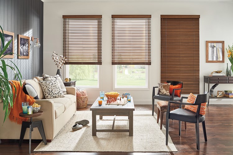 2" Wood Blinds with Cordless Lift/Wand Tilt: Distressed Canyon 1070 with 3 1/2" Premium Traditional Valance